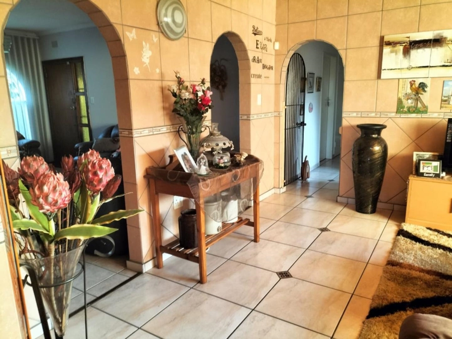 3 Bedroom Property for Sale in Sunair Park Gauteng