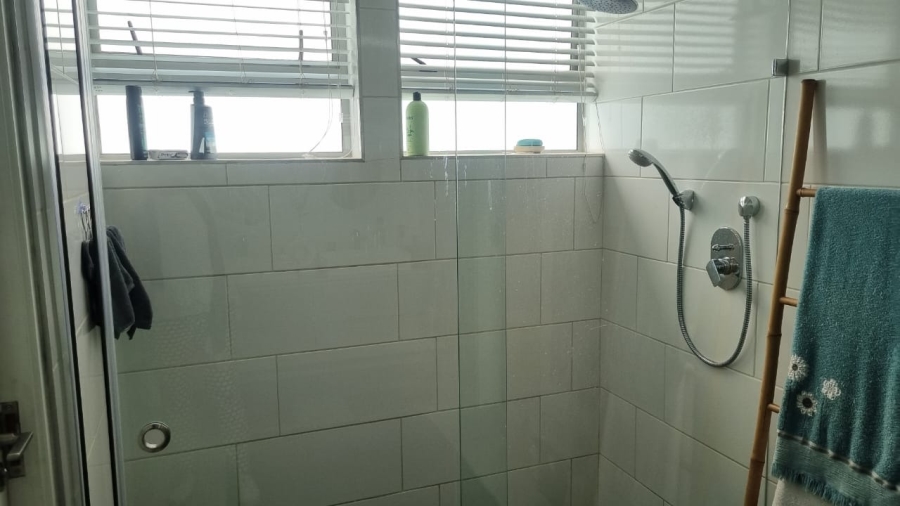 4 Bedroom Property for Sale in Midstream Ridge Gauteng