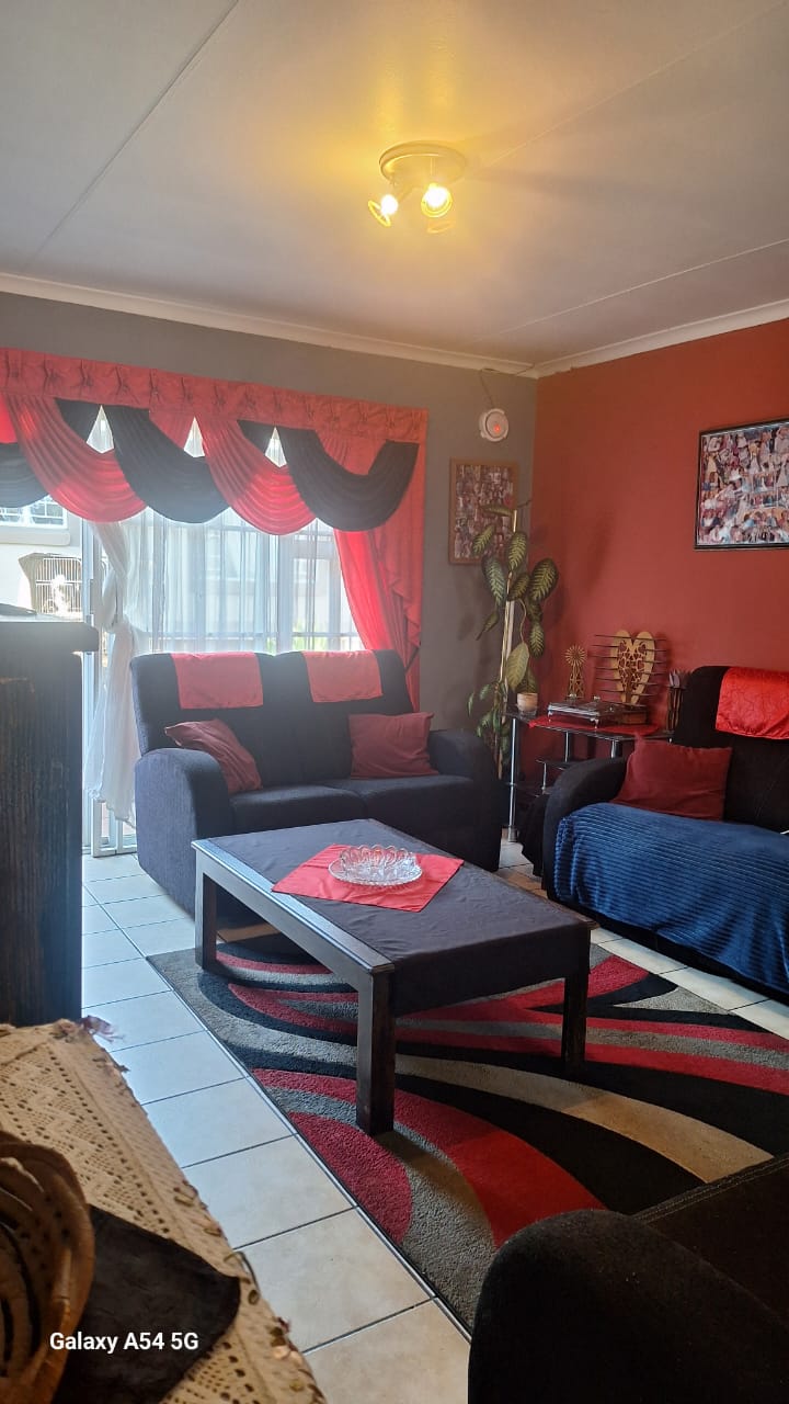 2 Bedroom Property for Sale in Minnebron Gauteng