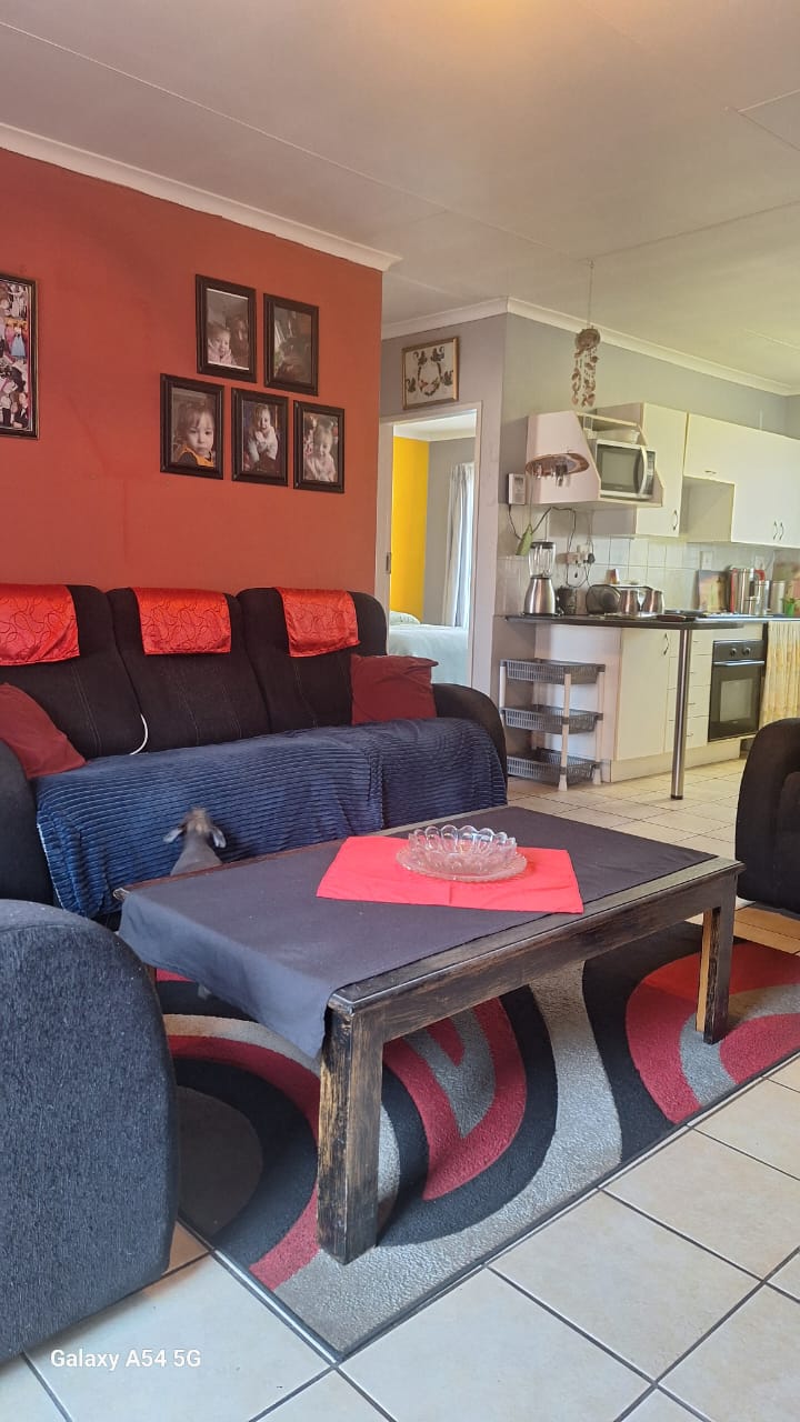 2 Bedroom Property for Sale in Minnebron Gauteng