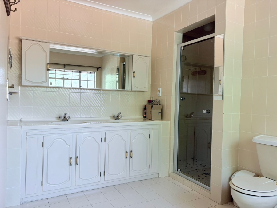 4 Bedroom Property for Sale in Noordheuwel Gauteng