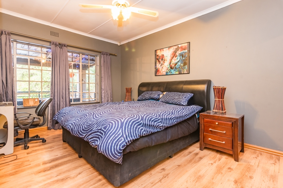 4 Bedroom Property for Sale in Weltevreden Park Gauteng