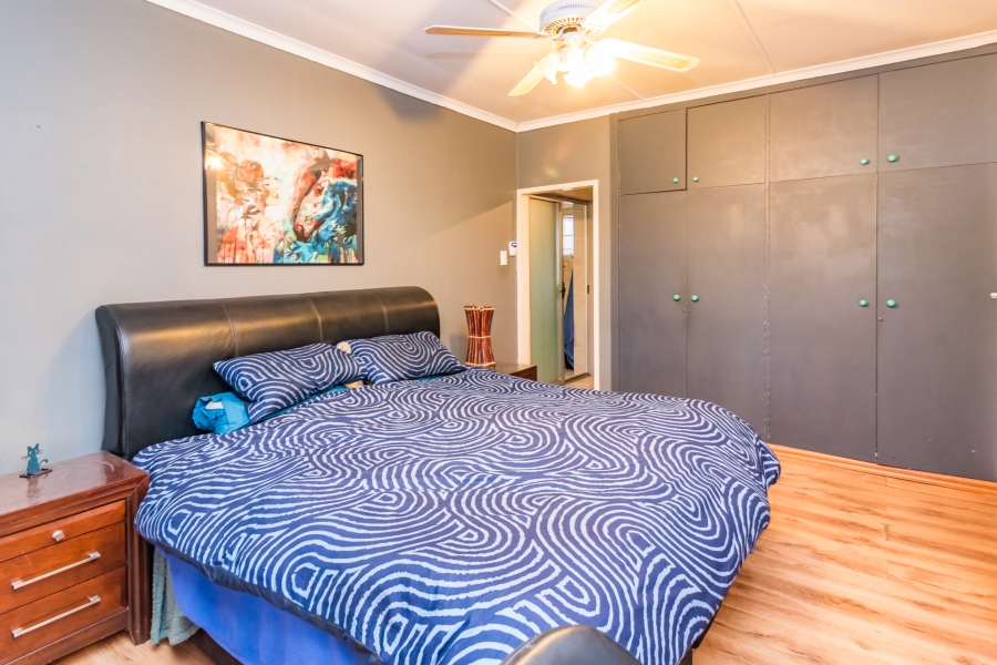 4 Bedroom Property for Sale in Weltevreden Park Gauteng