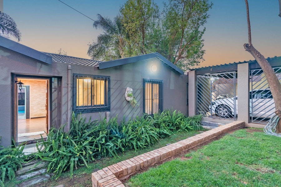3 Bedroom Property for Sale in Strubensvallei Gauteng