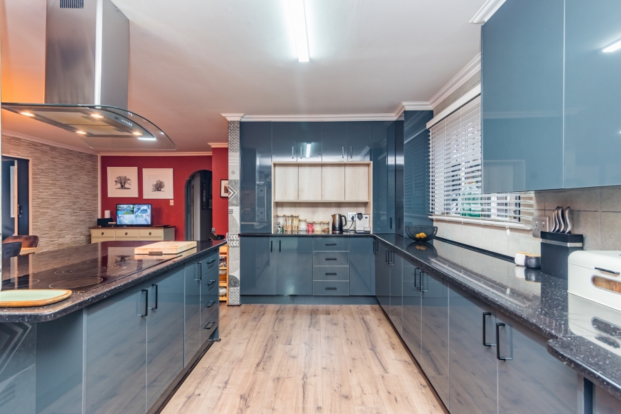 3 Bedroom Property for Sale in Strubensvallei Gauteng