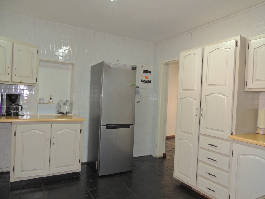 5 Bedroom Property for Sale in Strubensvallei Gauteng