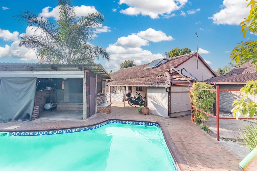 3 Bedroom Property for Sale in Dan Pienaarville Gauteng