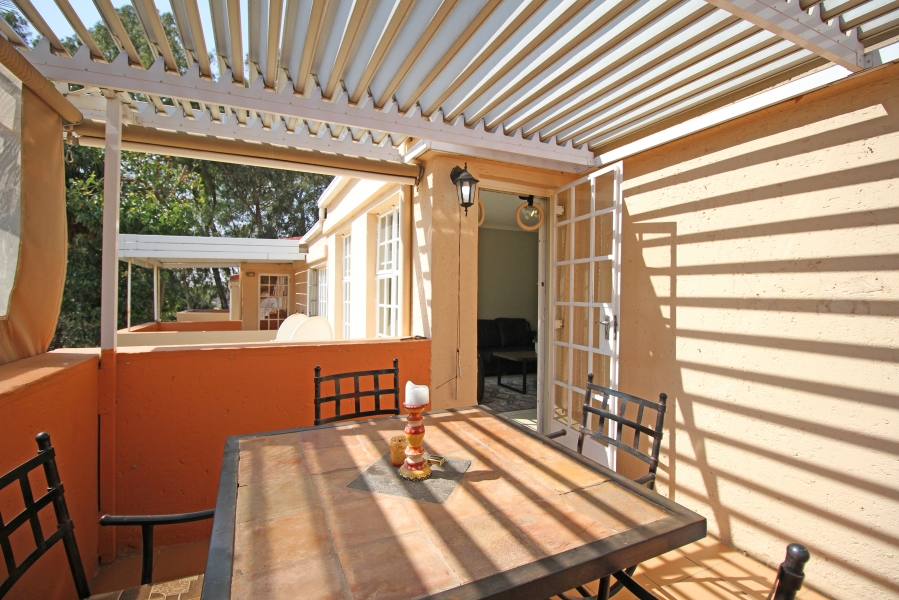 2 Bedroom Property for Sale in Weltevreden Park Gauteng