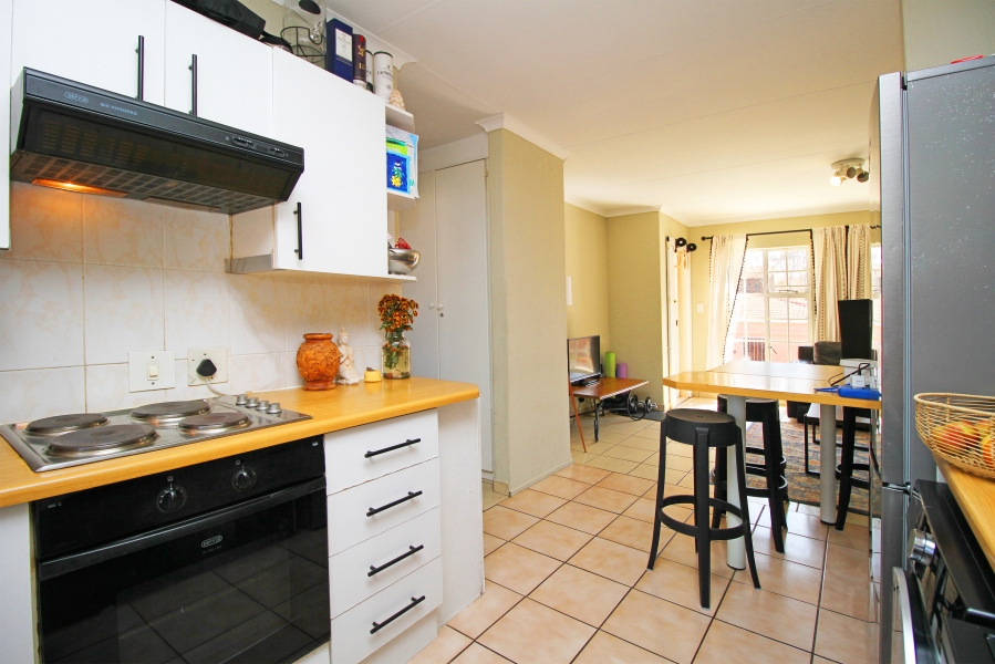 2 Bedroom Property for Sale in Weltevreden Park Gauteng