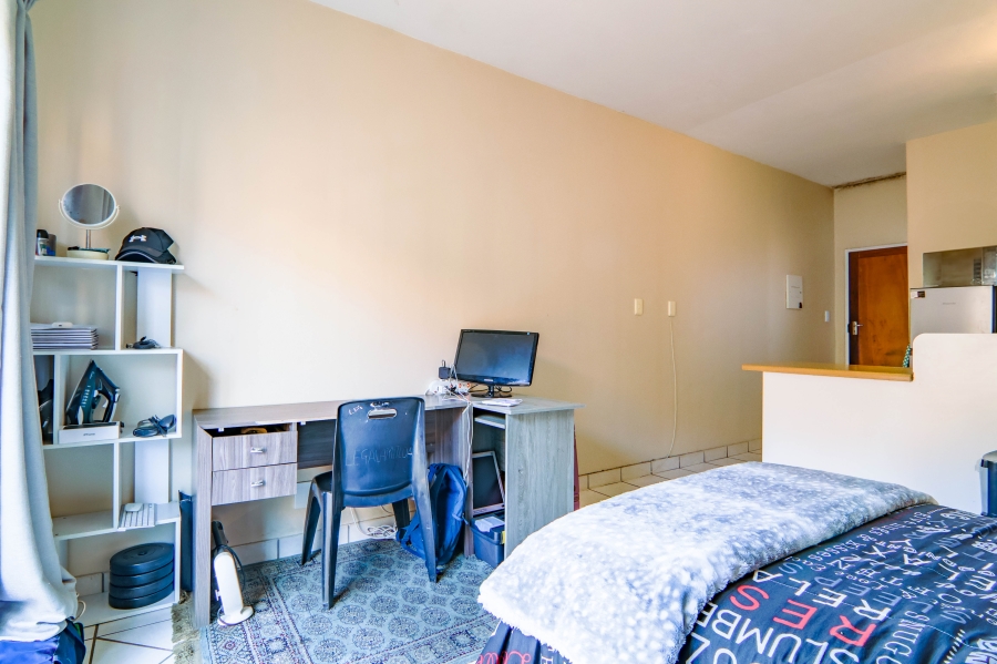 1 Bedroom Property for Sale in Highveld Gauteng