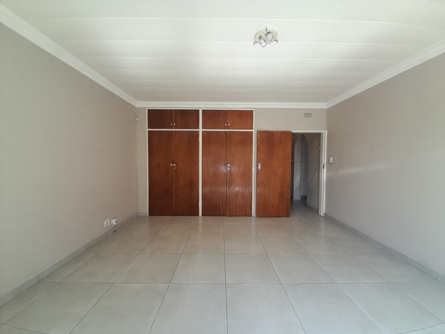2 Bedroom Property for Sale in Three Rivers Gauteng