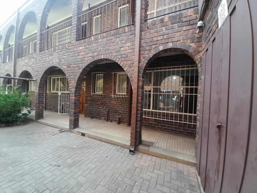 2 Bedroom Property for Sale in Three Rivers Gauteng