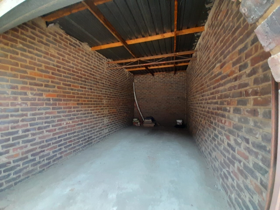 2 Bedroom Property for Sale in Three Rivers Gauteng