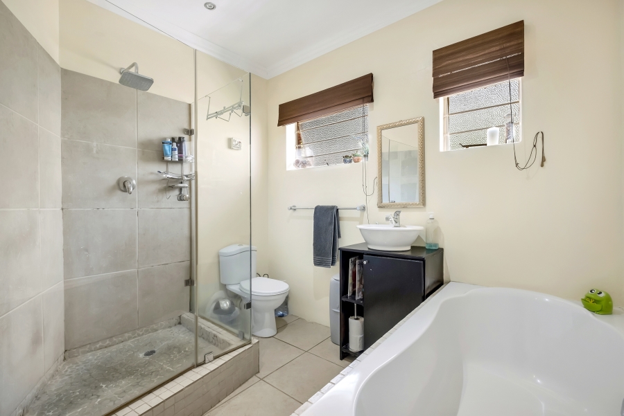 3 Bedroom Property for Sale in Sandown Gauteng