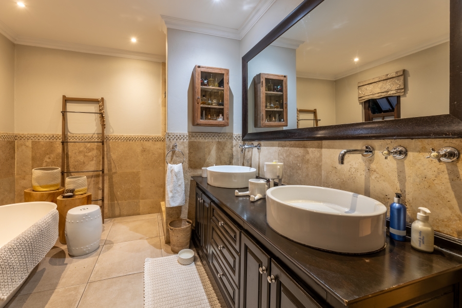 4 Bedroom Property for Sale in Dainfern Valley Gauteng