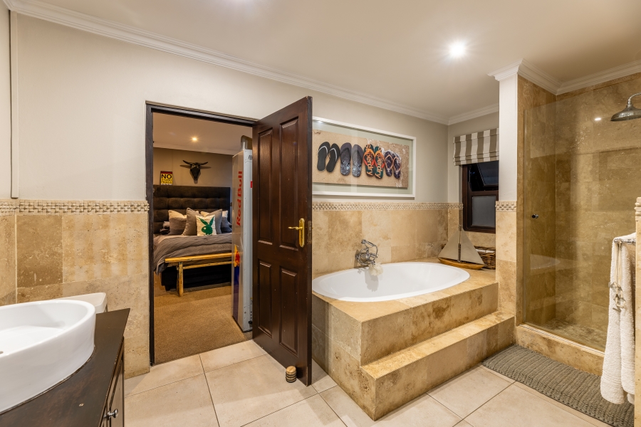 4 Bedroom Property for Sale in Dainfern Valley Gauteng