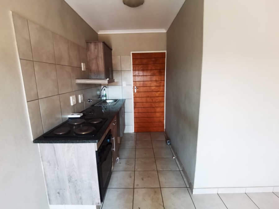 To Let 2 Bedroom Property for Rent in Elandspoort Gauteng