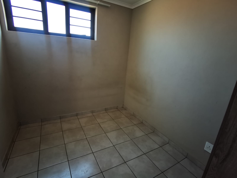 To Let 2 Bedroom Property for Rent in Elandspoort Gauteng