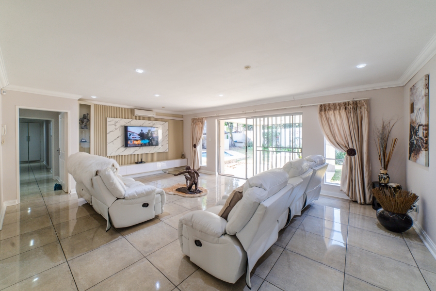 4 Bedroom Property for Sale in Norscot Gauteng