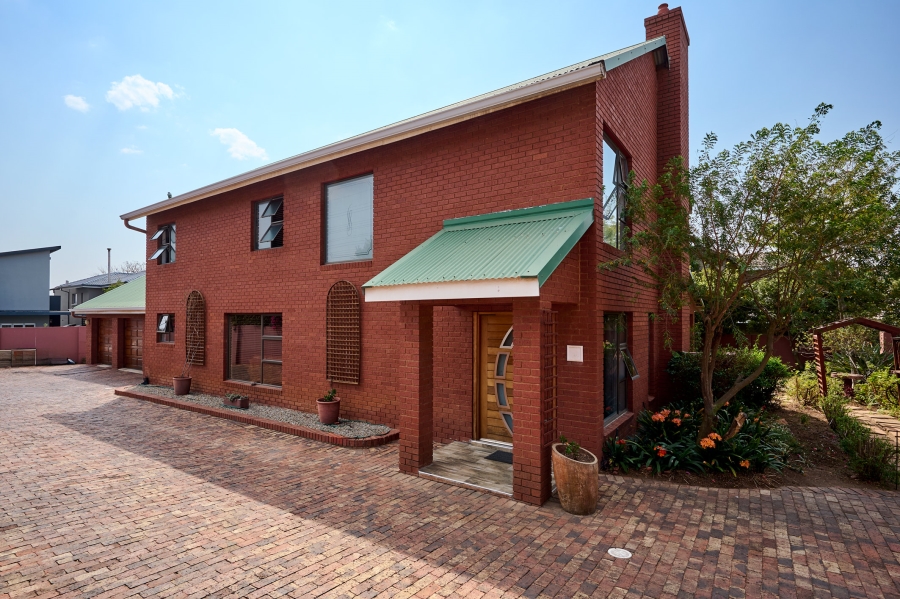 3 Bedroom Property for Sale in Carlswald North Estate Gauteng