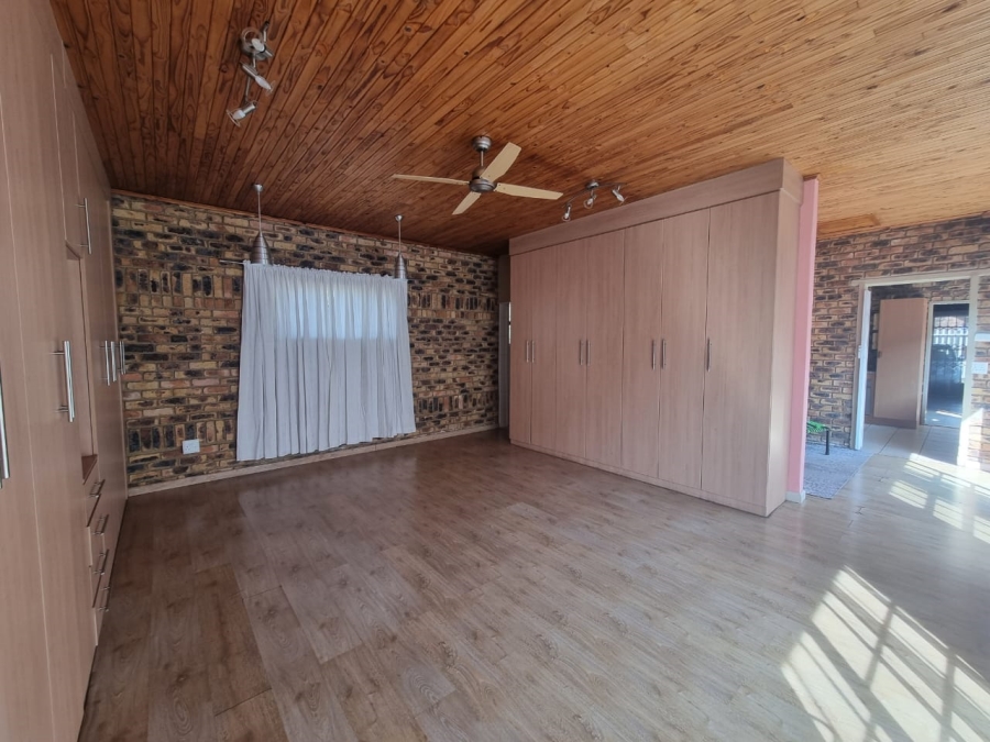 4 Bedroom Property for Sale in Vanderbijlpark SE Gauteng