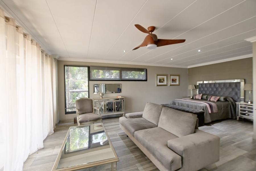 6 Bedroom Property for Sale in Sable Hills Gauteng