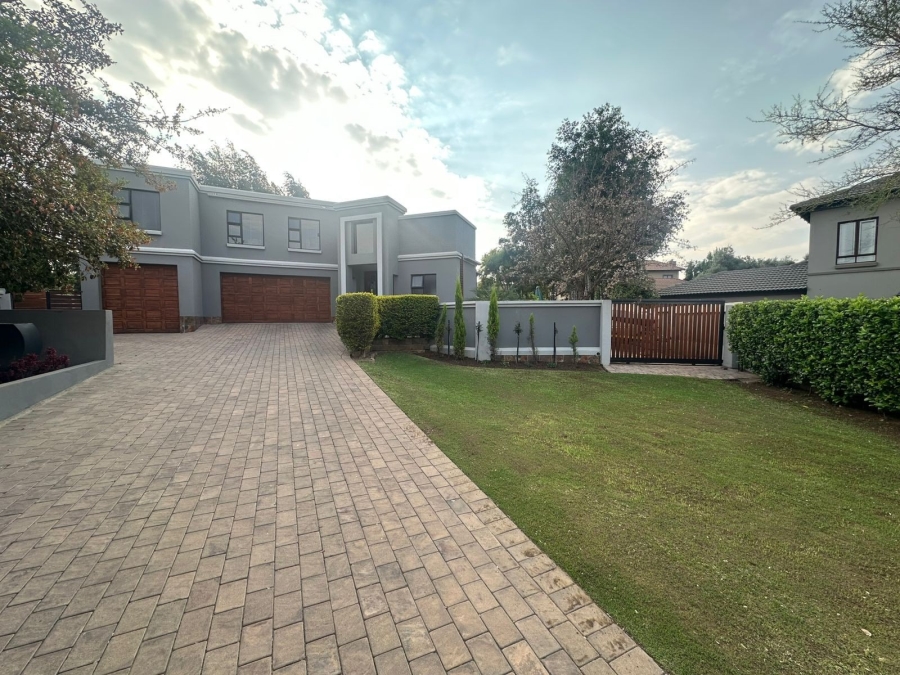 5 Bedroom Property for Sale in Midstream Estate Gauteng