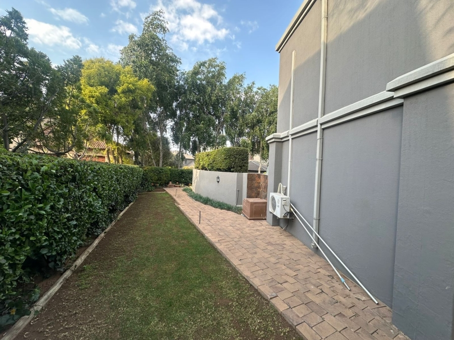5 Bedroom Property for Sale in Midstream Estate Gauteng