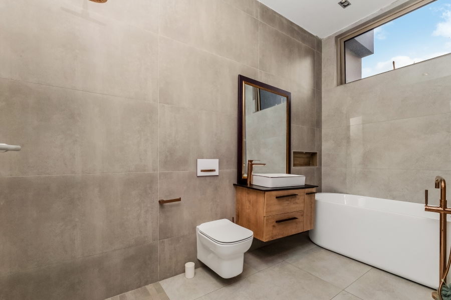 6 Bedroom Property for Sale in Steyn City Gauteng