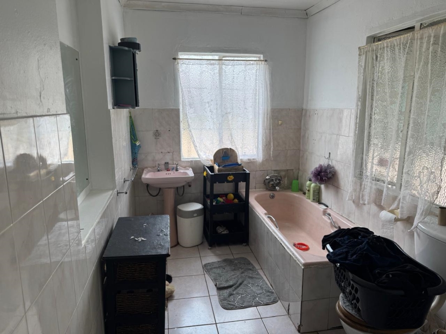 3 Bedroom Property for Sale in Brakpan Central Gauteng