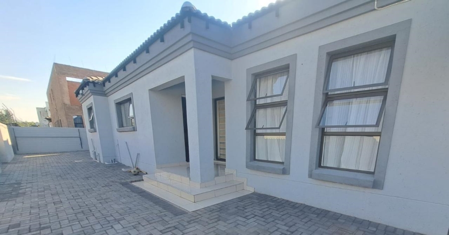 3 Bedroom Property for Sale in The Orchards Gauteng