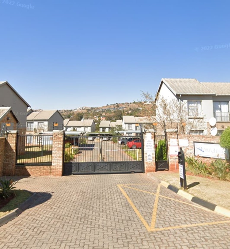 2 Bedroom Property for Sale in Noordheuwel Gauteng