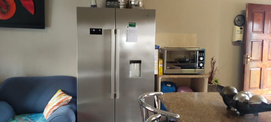 2 Bedroom Property for Sale in Noordheuwel Gauteng