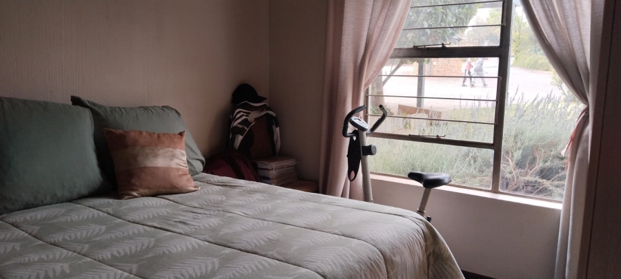 2 Bedroom Property for Sale in Noordheuwel Gauteng