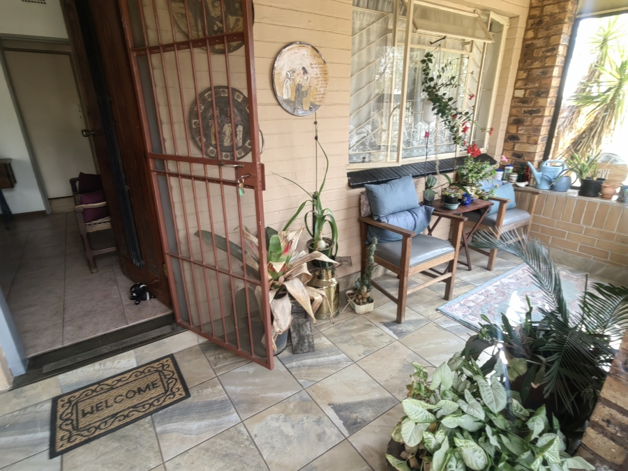 3 Bedroom Property for Sale in Noycedale Gauteng