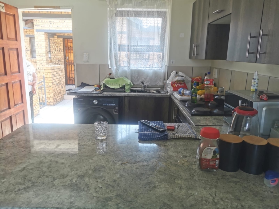 2 Bedroom Property for Sale in Witfield Gauteng