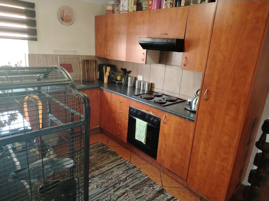 3 Bedroom Property for Sale in Strubenvale Gauteng