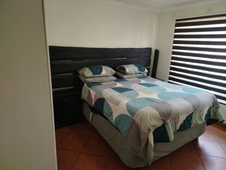 3 Bedroom Property for Sale in Strubenvale Gauteng