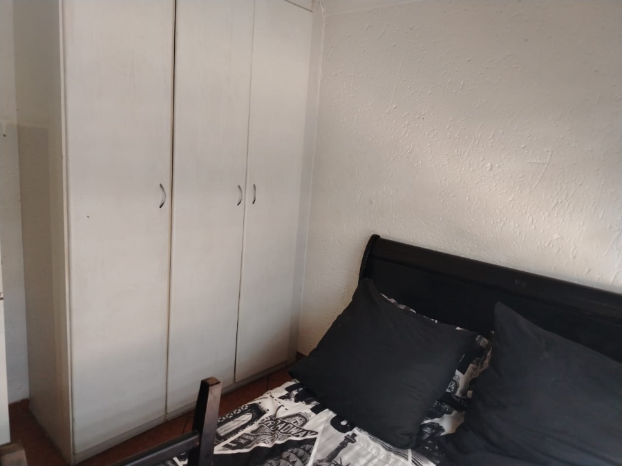 3 Bedroom Property for Sale in Strubenvale Gauteng