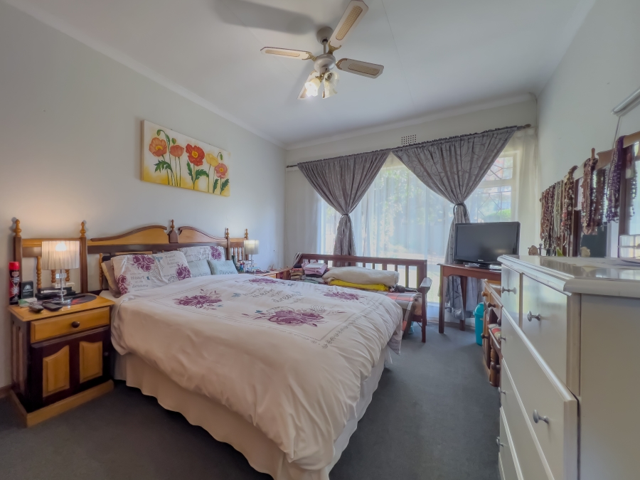 3 Bedroom Property for Sale in Van Riebeeck Park Gauteng