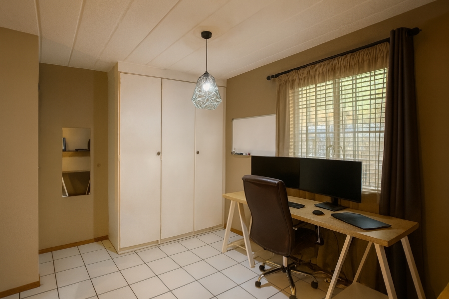 To Let 1 Bedroom Property for Rent in Groenkloof Gauteng