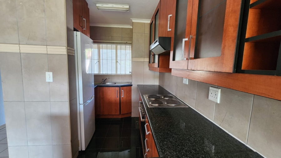 To Let 2 Bedroom Property for Rent in Eden Glen Gauteng