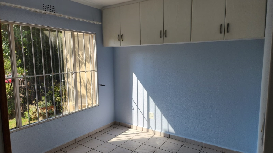 To Let 2 Bedroom Property for Rent in Eden Glen Gauteng