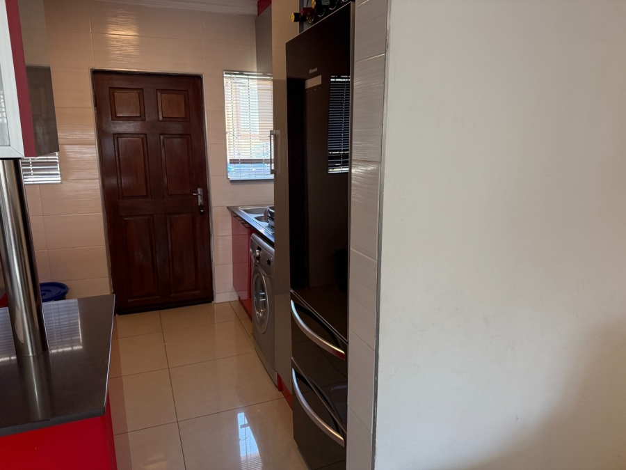 3 Bedroom Property for Sale in Meredale Gauteng