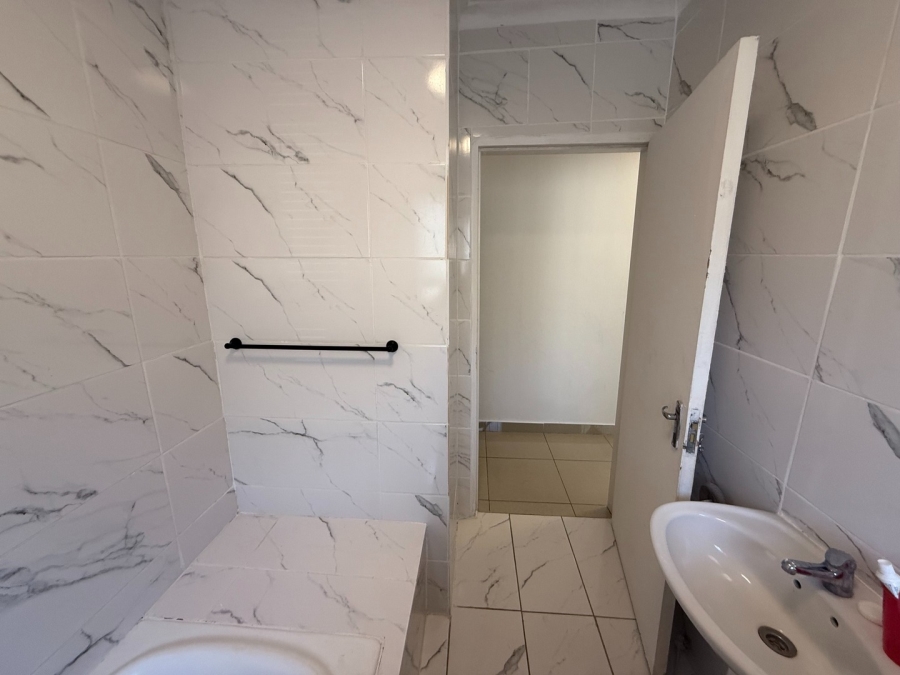 3 Bedroom Property for Sale in Meredale Gauteng