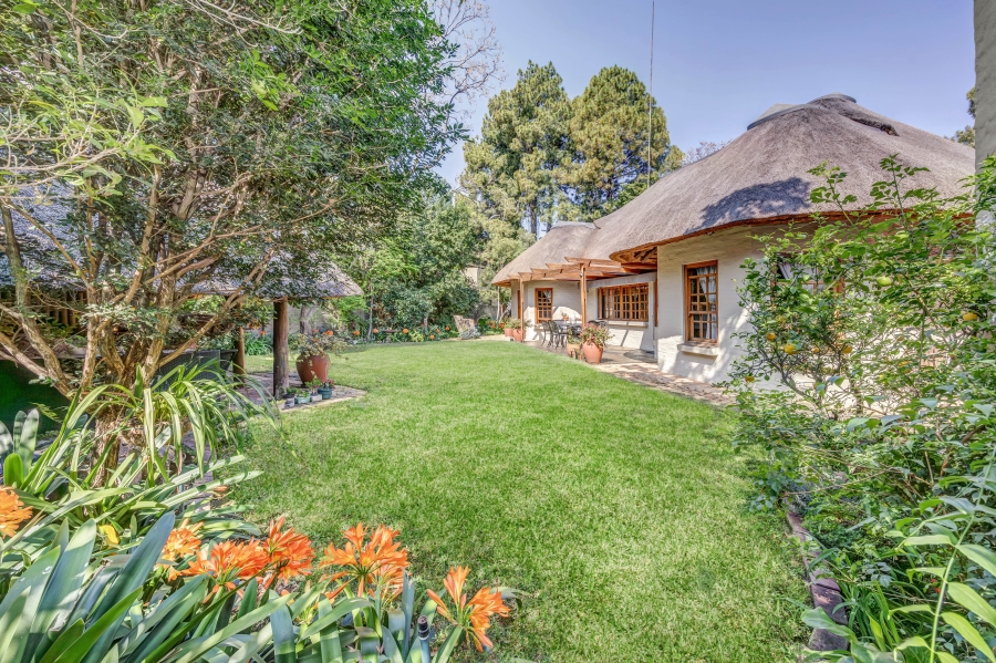 4 Bedroom Property for Sale in Broadacres Gauteng