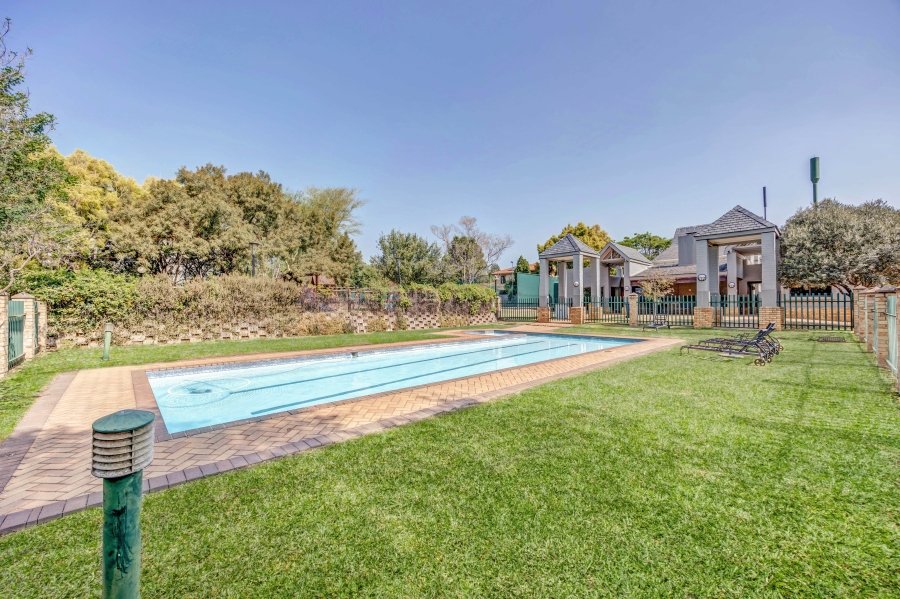 4 Bedroom Property for Sale in Broadacres Gauteng