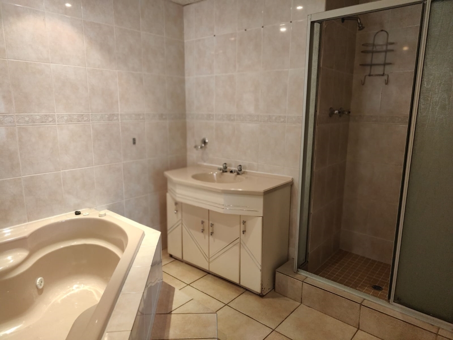 4 Bedroom Property for Sale in Arcon Park Gauteng