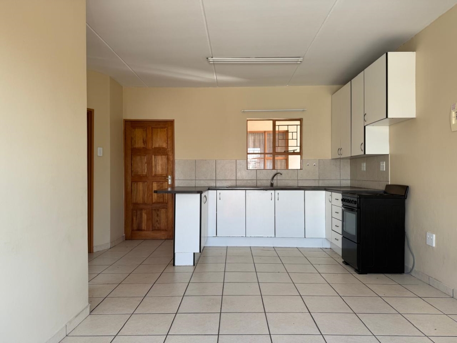 1 Bedroom Property for Sale in Vanderbijlpark CW 5 Gauteng
