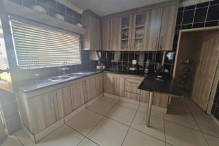 4 Bedroom Property for Sale in Danville Gauteng